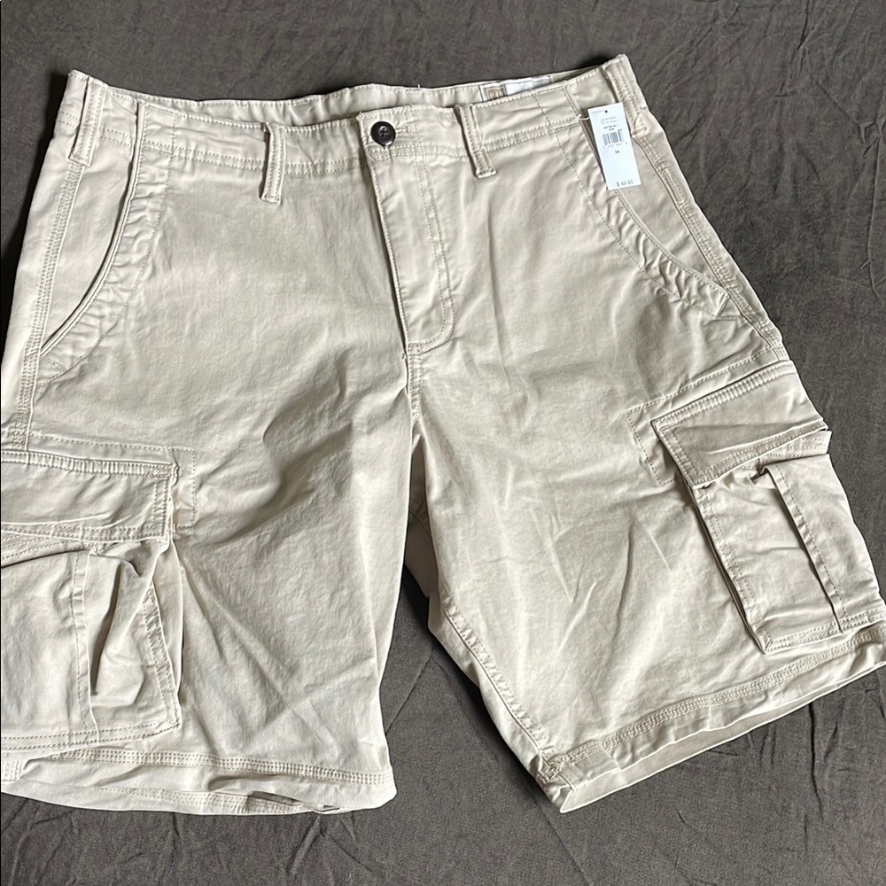 GAP Cargo Shorts